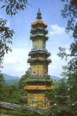 Pagoda w Pałacu Letnim w Pekinie