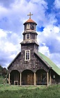 Wiejski kościół drewniany na wyspie Chiloe (50 KB)