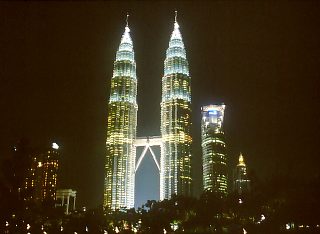 Wieże Petronas w Kuala Lumpur